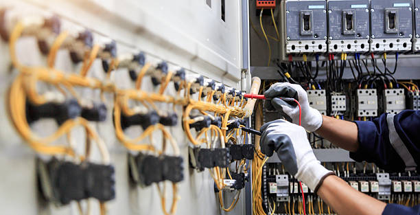 Professional Electrician technician working in Three Points, AZ